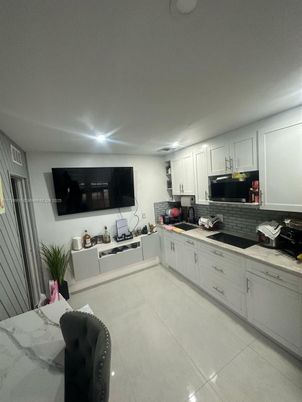 Interior, Kitchen, Living room
