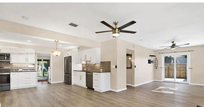 Interior, Kitchen, Pendant Lights, Recessed Lighting, Wood Texture Flooring