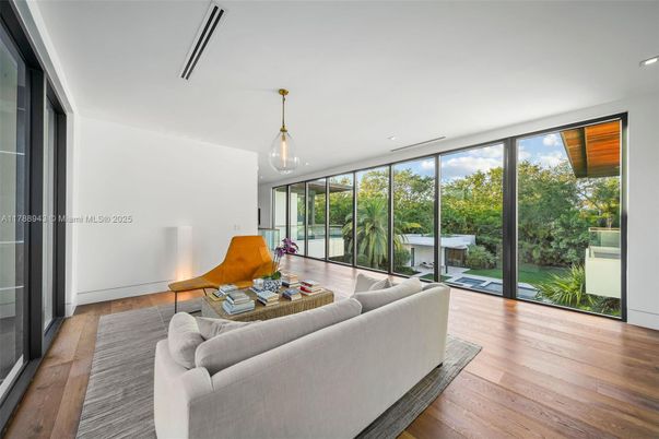 Interior, Living room, Pendant Lights, Recessed Lighting, Wood Texture Flooring