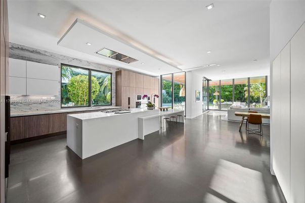 Interior, Kitchen, Marble Walls, Recessed Lighting