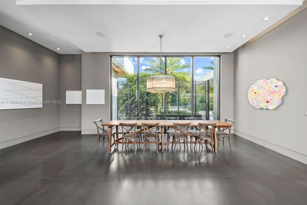 Chandelier, Dining room, Interior, Recessed Lighting
