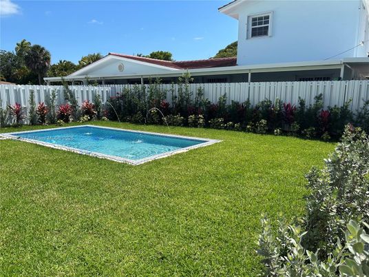 Backyard, Exterior, Pool