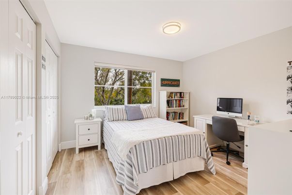 Bedroom, Home Office, Interior, Wood Texture Flooring