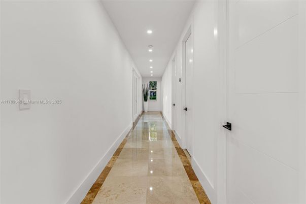Interior, Recessed Lighting