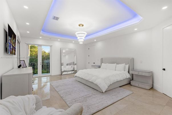 Bedroom, Interior, Pendant Lights, Recessed Lighting
