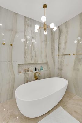 Bathroom, Free Standing Baths, Interior, Marble Walls, Pendant Lights