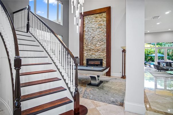 Fireplace, Interior, Recessed Lighting