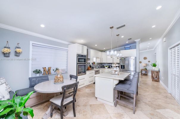Dining room, Interior, Kitchen, Pendant Lights, Recessed Lighting, Stainless Steel Appliances