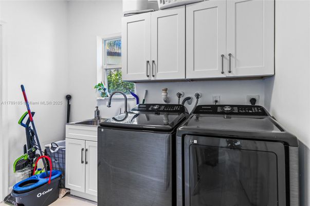 Interior, Washer