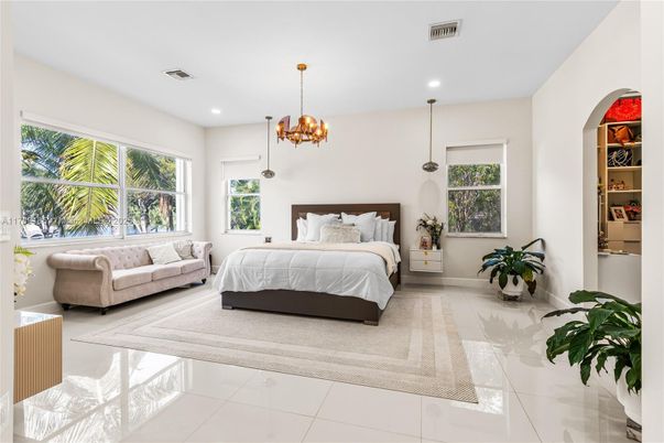 Bedroom, Interior, Pendant Lights, Recessed Lighting