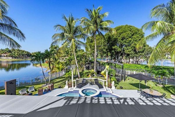 Exterior, Lake, Pool, Water
