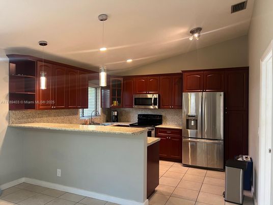 Interior, Kitchen, Pendant Lights, Recessed Lighting, Stainless Steel Appliances