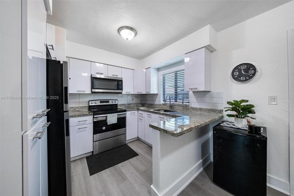 Interior, Kitchen, Stainless Steel Appliances, Wood Texture Flooring