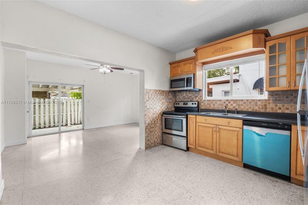 Interior, Kitchen, Stainless Steel Appliances