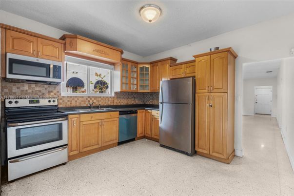 Interior, Kitchen, Stainless Steel Appliances