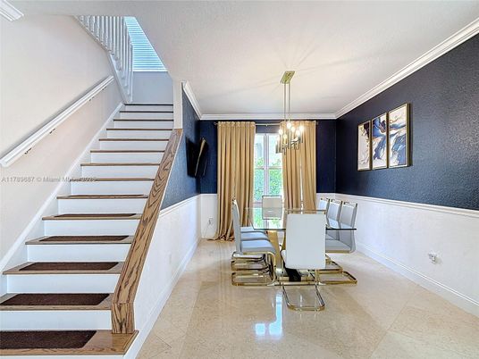 Chandelier, Dining room, Interior, Pendant Lights