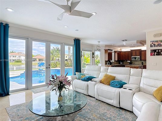 Dining room, Interior, Kitchen, Living room, Pendant Lights, Recessed Lighting, Water