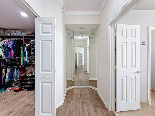 Interior, Recessed Lighting, Walk-in Closets, Wood Texture Flooring