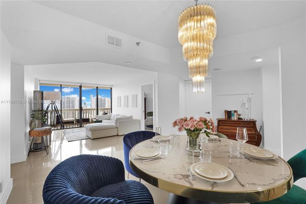 Chandelier, Dining room, Interior, Living room, Recessed Lighting