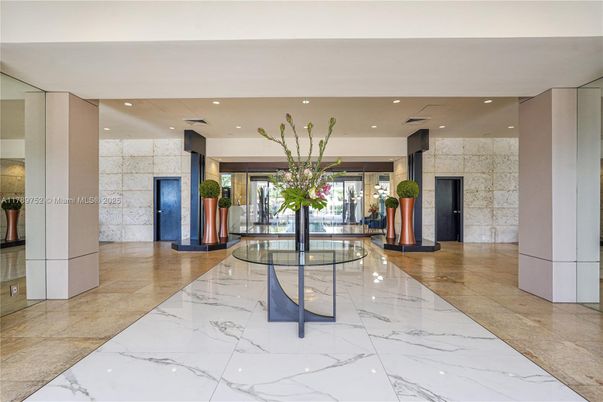Interior, Marble, Recessed Lighting, Stone Walls