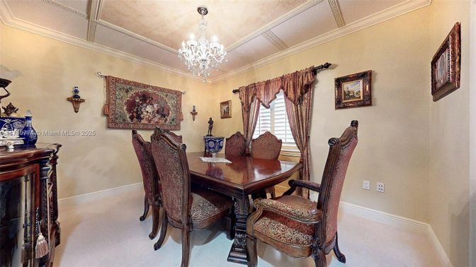 Chandelier, Dining room, Interior