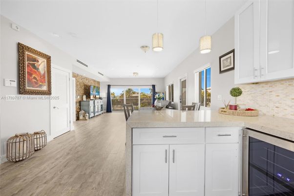 Dining room, Interior, Kitchen, Pendant Lights, Wood Texture Flooring