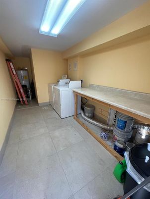 Interior, Washer