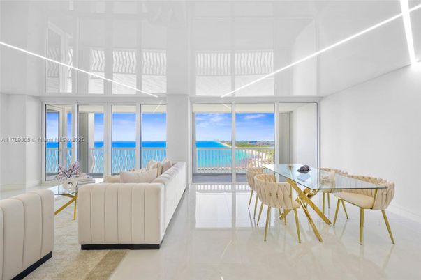 Dining room, Interior, Living room, Water