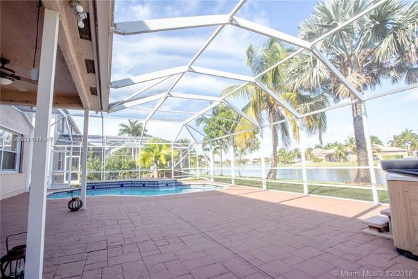 Glass Ceilings, Interior, Pool, Sun Room, Water