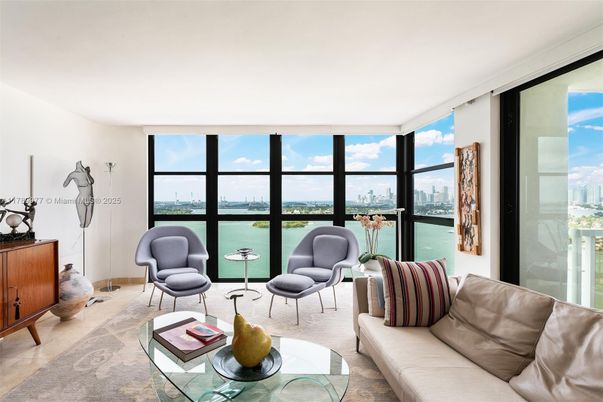 Interior, Living room, Water