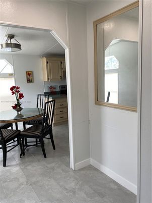 Dining room, Interior