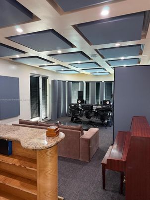Dining room, Interior, Living room, Recessed Lighting