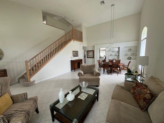 Dining room, Interior, Living room, Pendant Lights