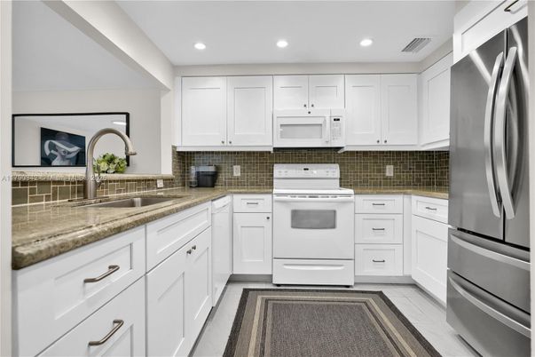Interior, Kitchen, Recessed Lighting