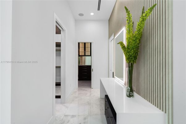 Interior, Marble, Recessed Lighting