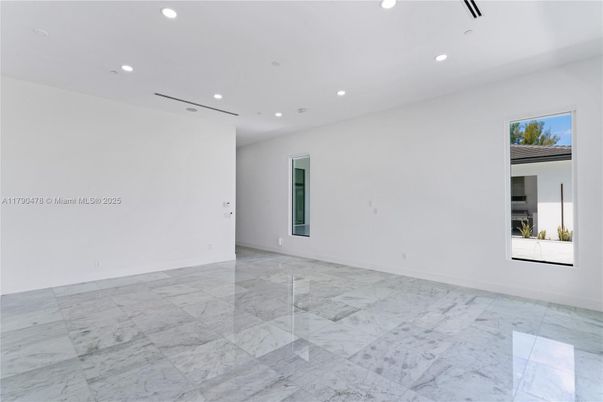 Empty room, Interior, Marble, Recessed Lighting