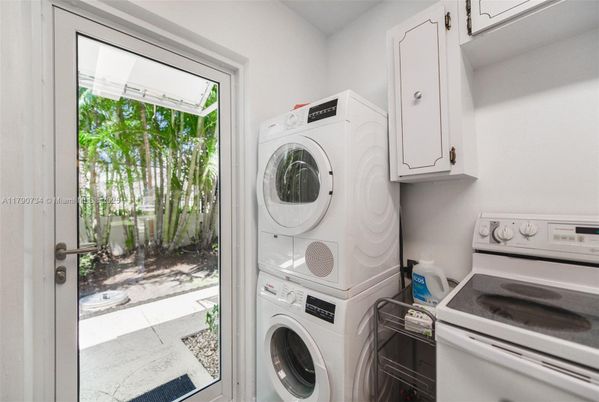 Interior, Utility Closets, Washer