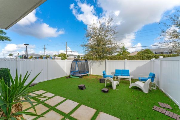 Backyard, Exterior, Playground