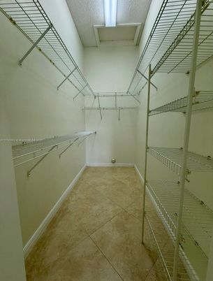 Interior, Walk-in Closets