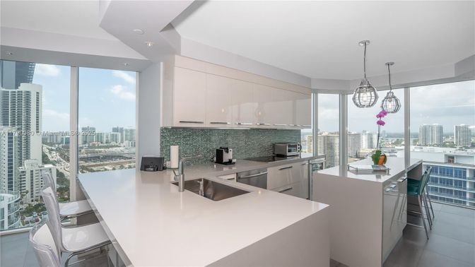 Interior, Kitchen, Pendant Lights, Recessed Lighting