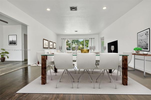 Dining room, Interior, Recessed Lighting, Wood Texture Flooring