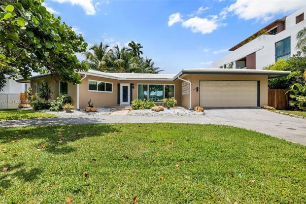 Attached, Backyard, Exterior, Facade, Ranch