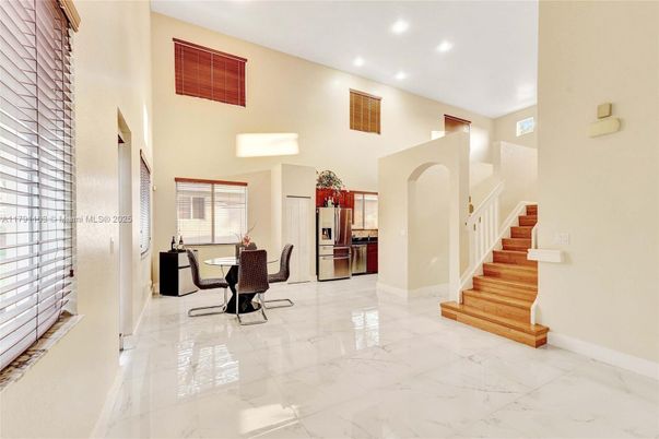 Dining room, Interior, Kitchen, Marble, Recessed Lighting