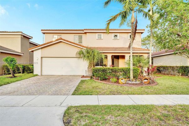 Attached, Backyard, Exterior, Facade, Mediterranean