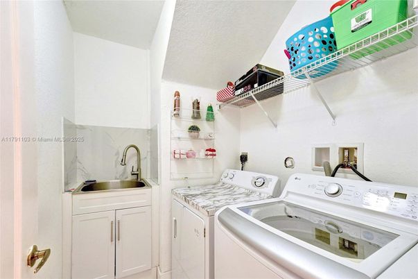 Interior, Utility Closets, Washer