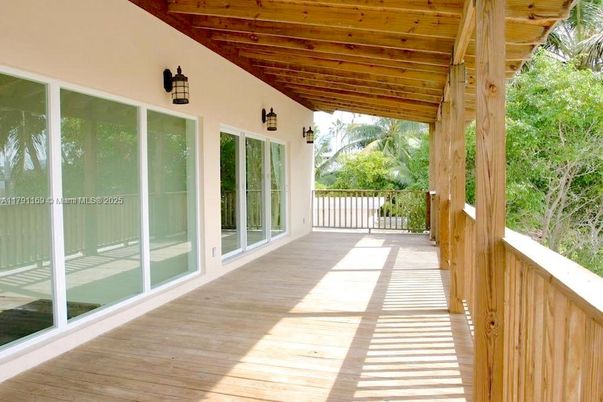 Exterior, Wood Texture Flooring