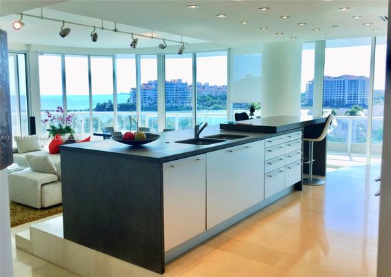 Interior, Kitchen, Recessed Lighting, Water