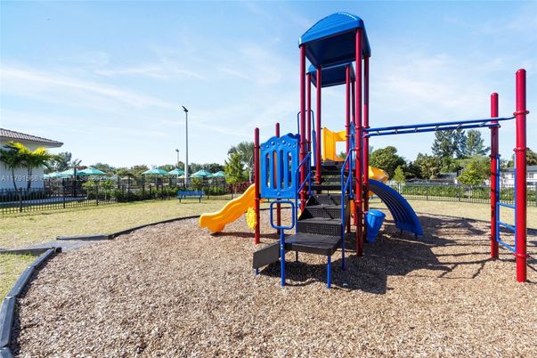 Backyard, Exterior, Playground