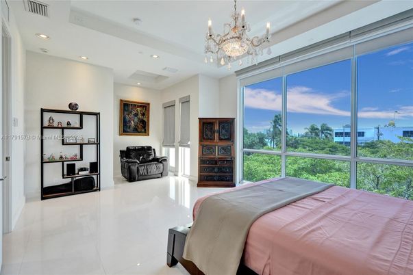 Bedroom, Chandelier, Interior, Recessed Lighting