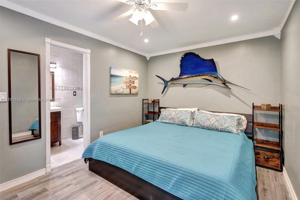 Bedroom, Interior, Recessed Lighting, Wood Texture Flooring